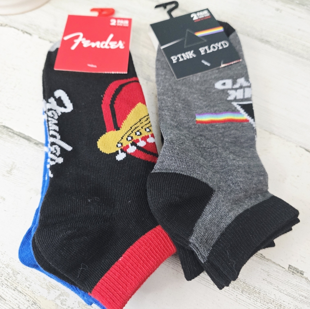 Four Pairs Of Elvis Pink Floyd & Fender Unisex Ankle Sock Bundle